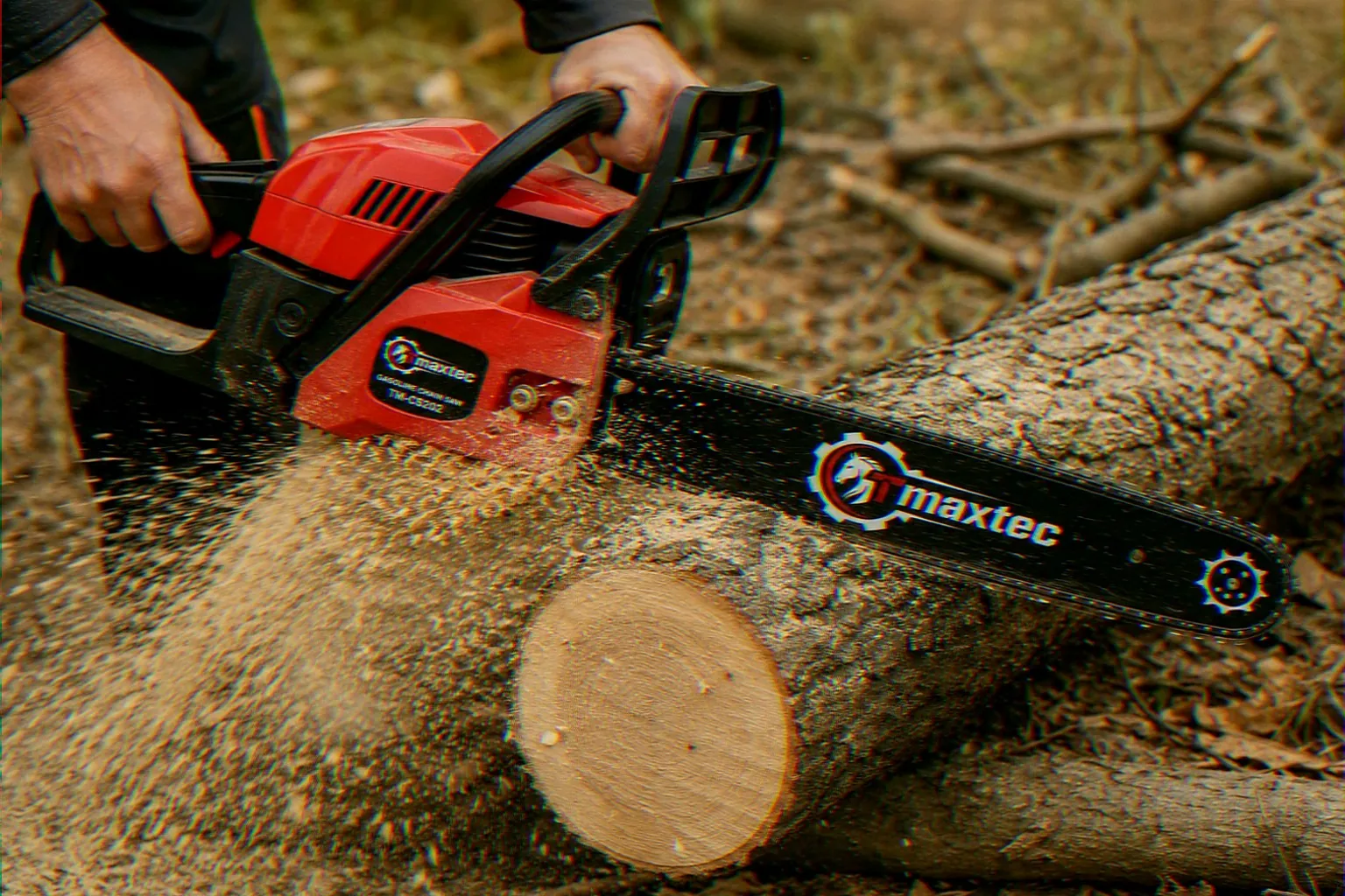 Why Is a Chainsaw Making Sawdust Instead of Wood Chips?