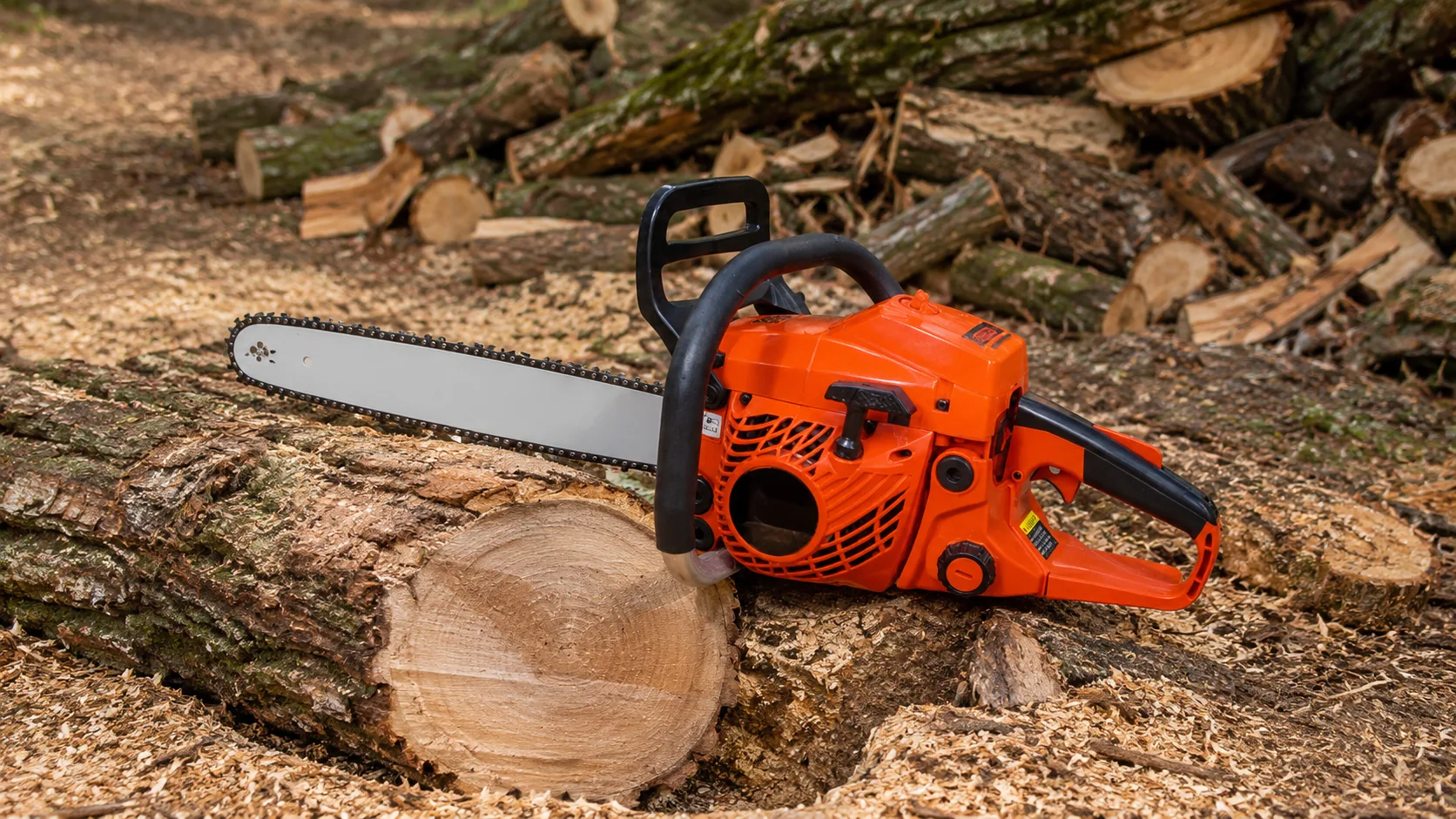 Chainsaw Cuts Crooked: Chain, Guide Bar and Setup Checks